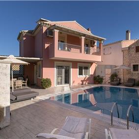 7 bedroom seaside villa with pool, Kassiopi, sleeps 13